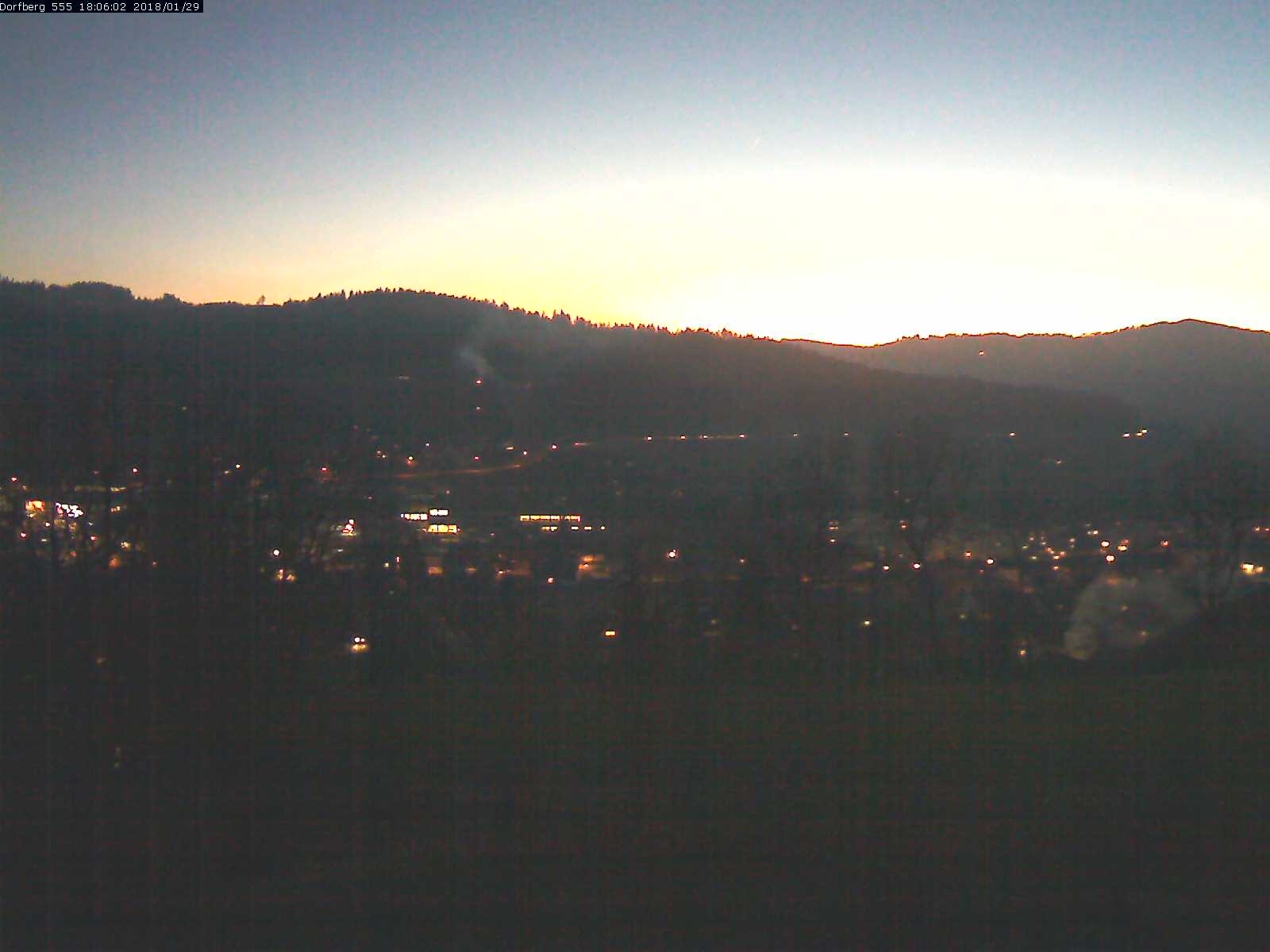 Webcam-Bild: Aussicht vom Dorfberg in Langnau 20180129-180601