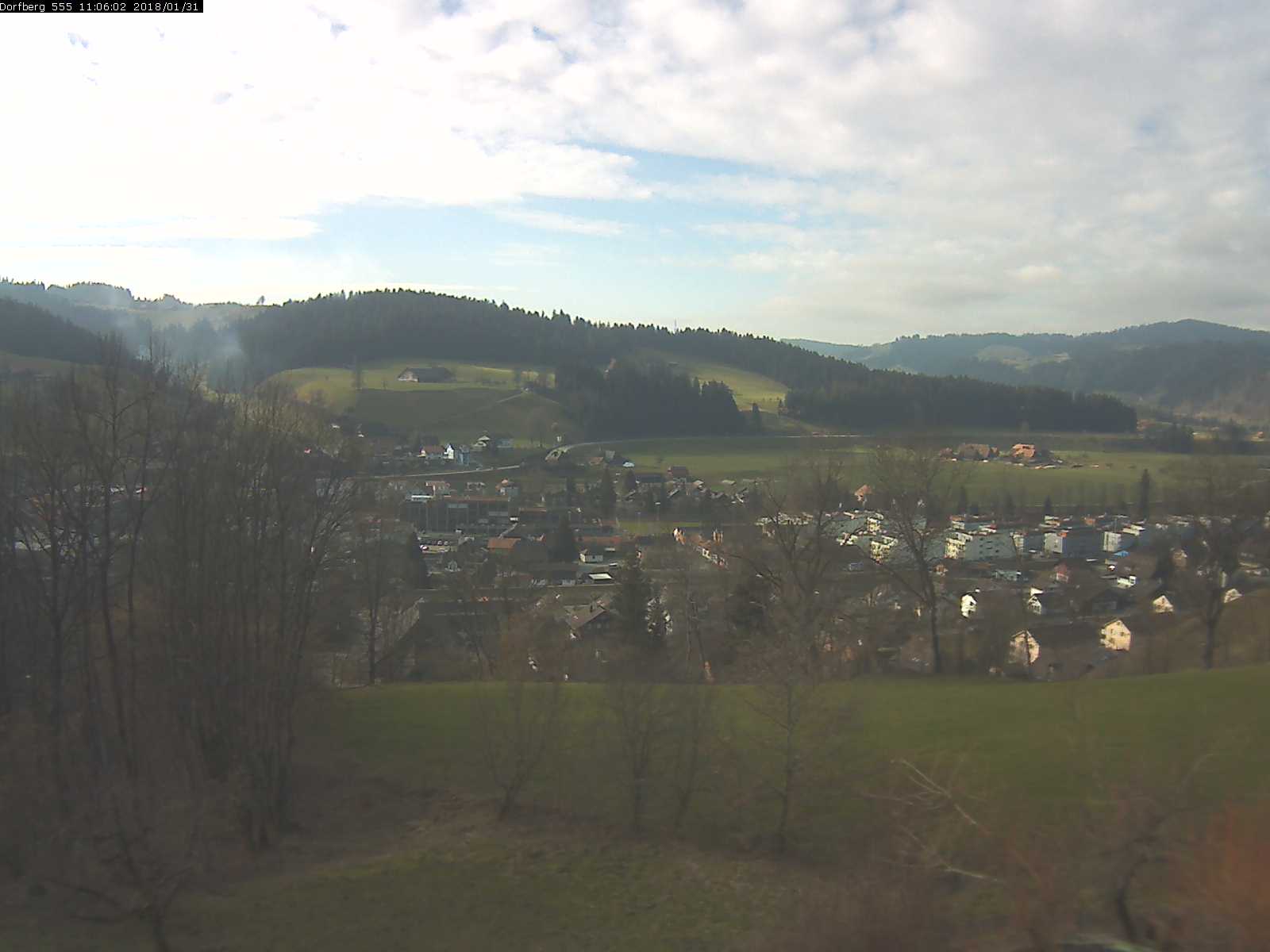 Webcam-Bild: Aussicht vom Dorfberg in Langnau 20180131-110601