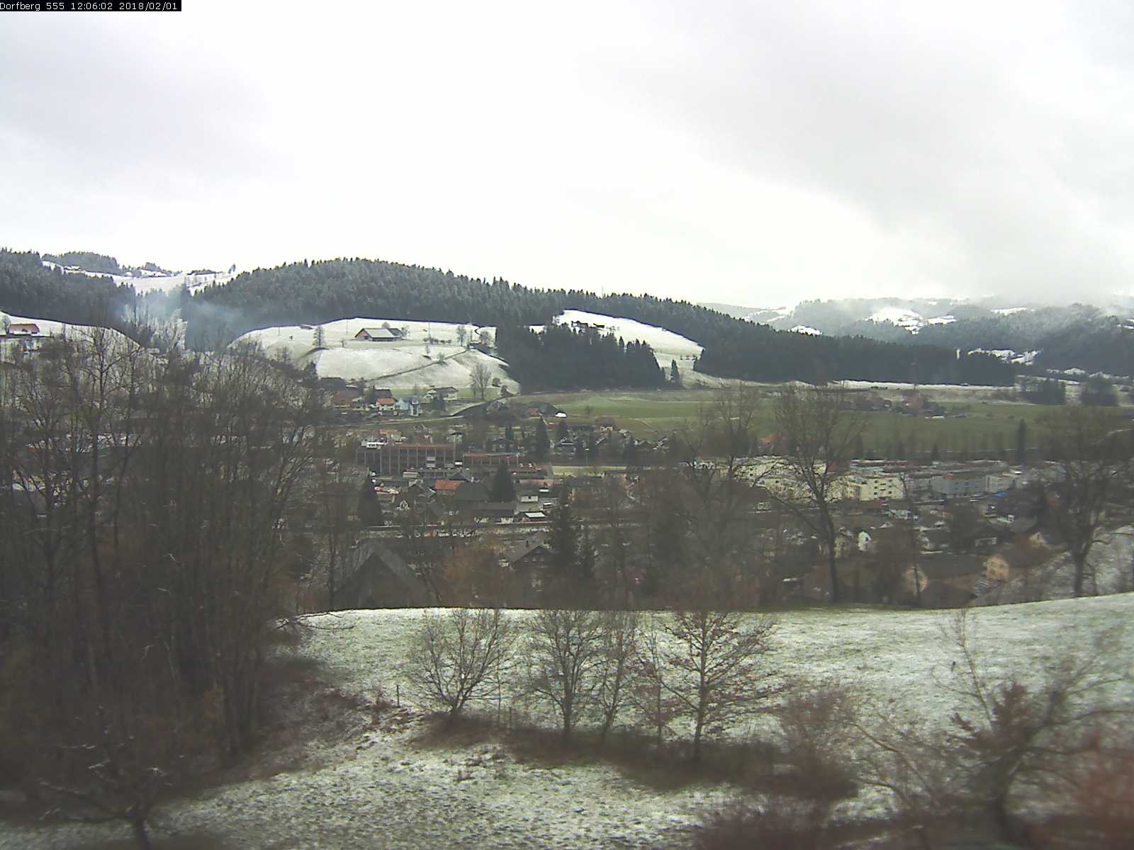 Webcam-Bild: Aussicht vom Dorfberg in Langnau 20180201-120601