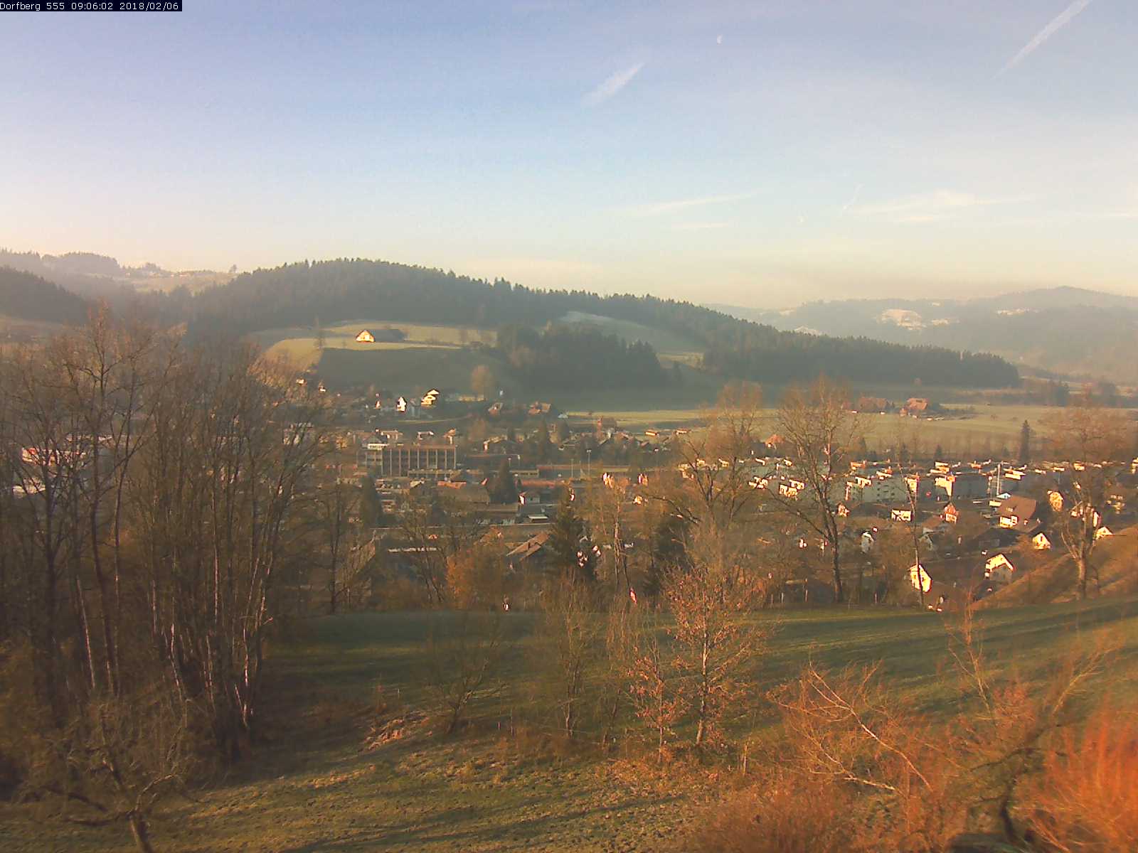 Webcam-Bild: Aussicht vom Dorfberg in Langnau 20180206-090601