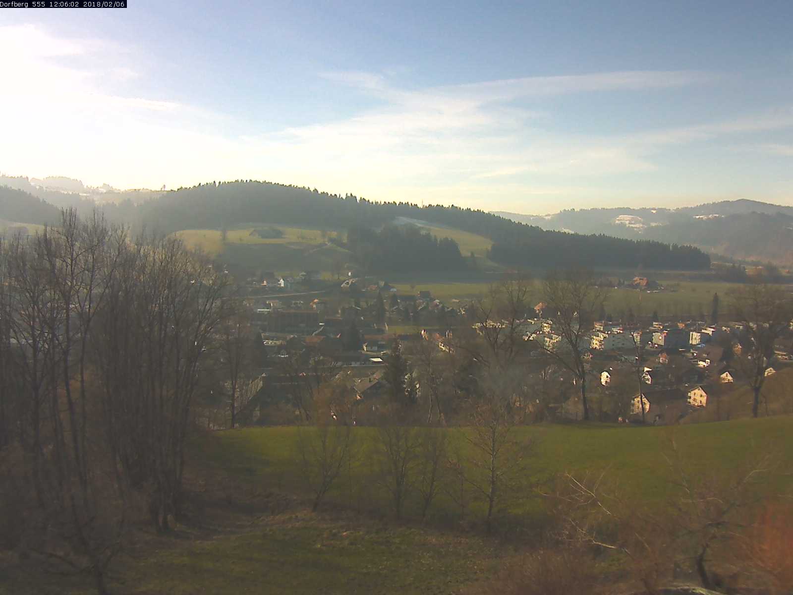 Webcam-Bild: Aussicht vom Dorfberg in Langnau 20180206-120601