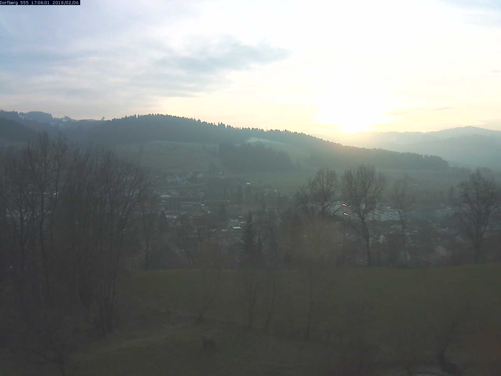 Webcam-Bild: Aussicht vom Dorfberg in Langnau 20180206-170601