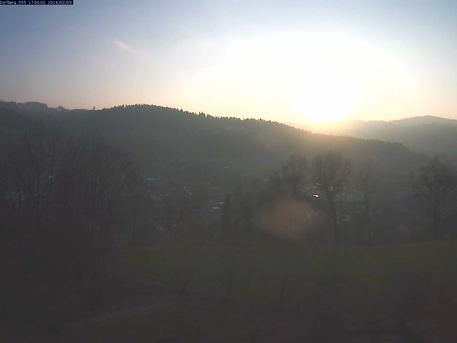 Webcam-Bild: Aussicht vom Dorfberg in Langnau 20180209-170601