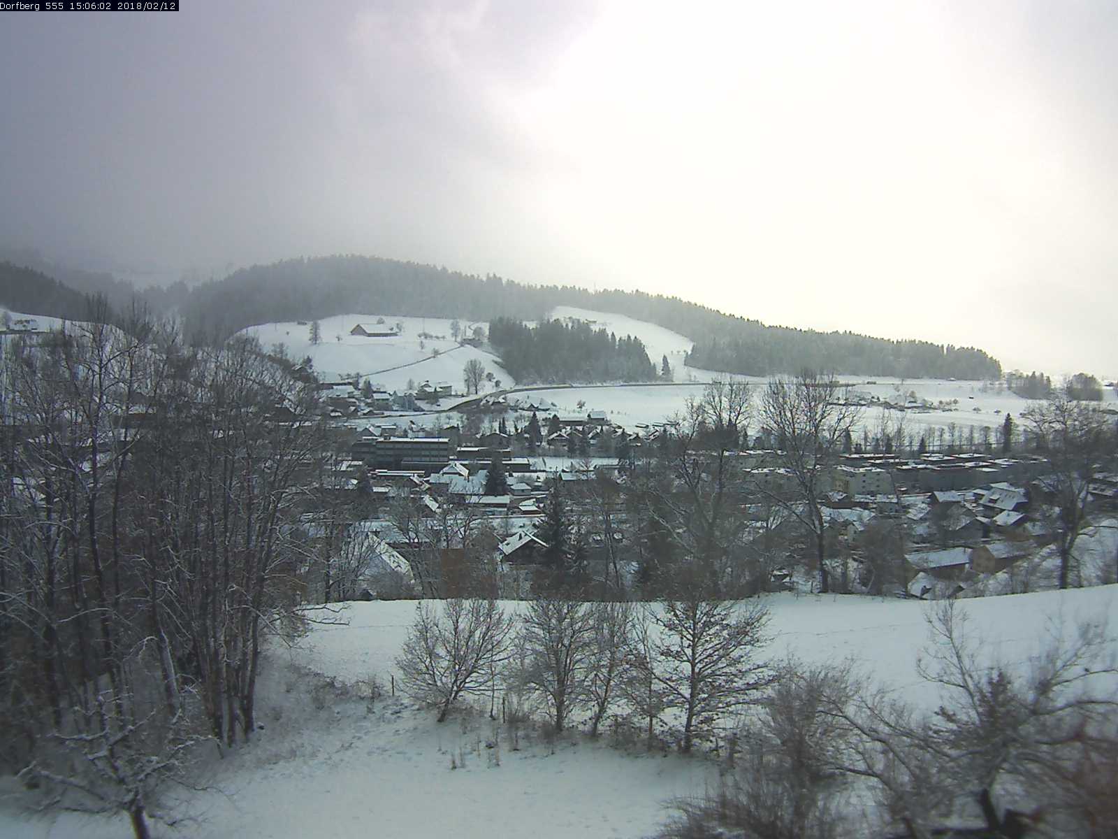 Webcam-Bild: Aussicht vom Dorfberg in Langnau 20180212-150601