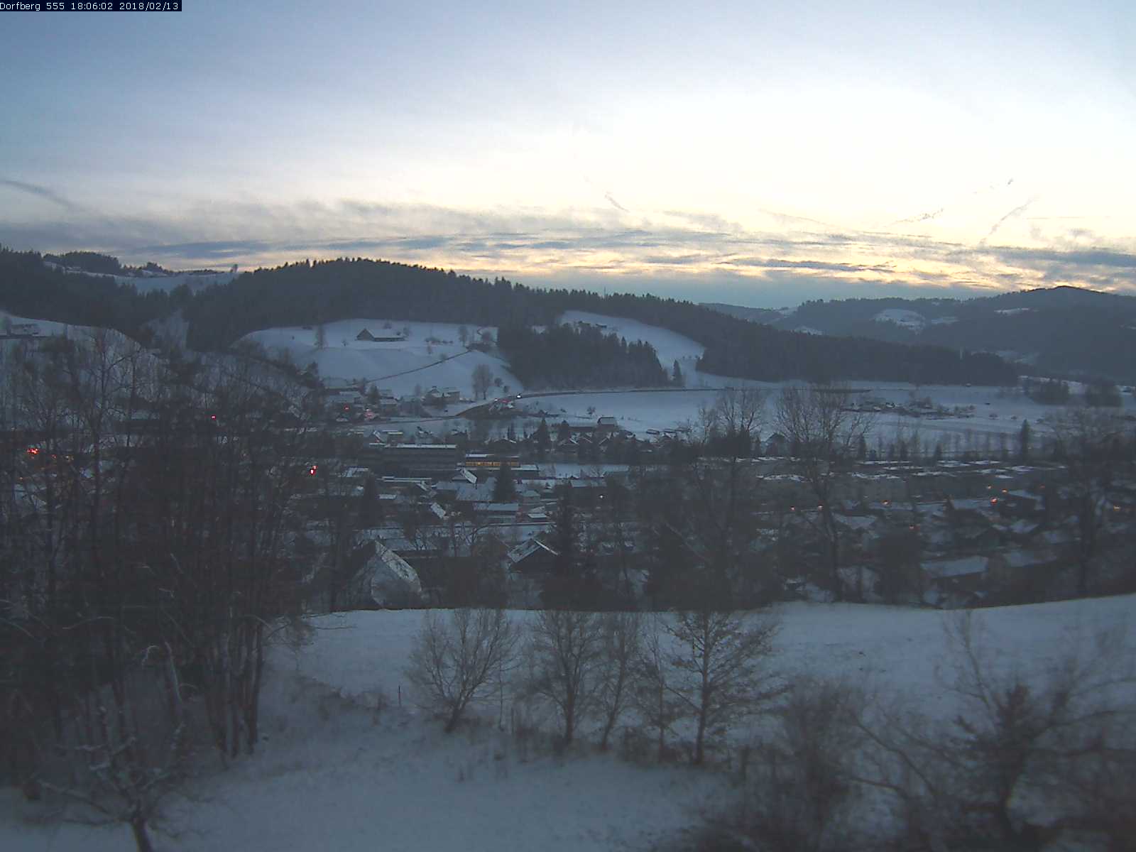 Webcam-Bild: Aussicht vom Dorfberg in Langnau 20180213-180601
