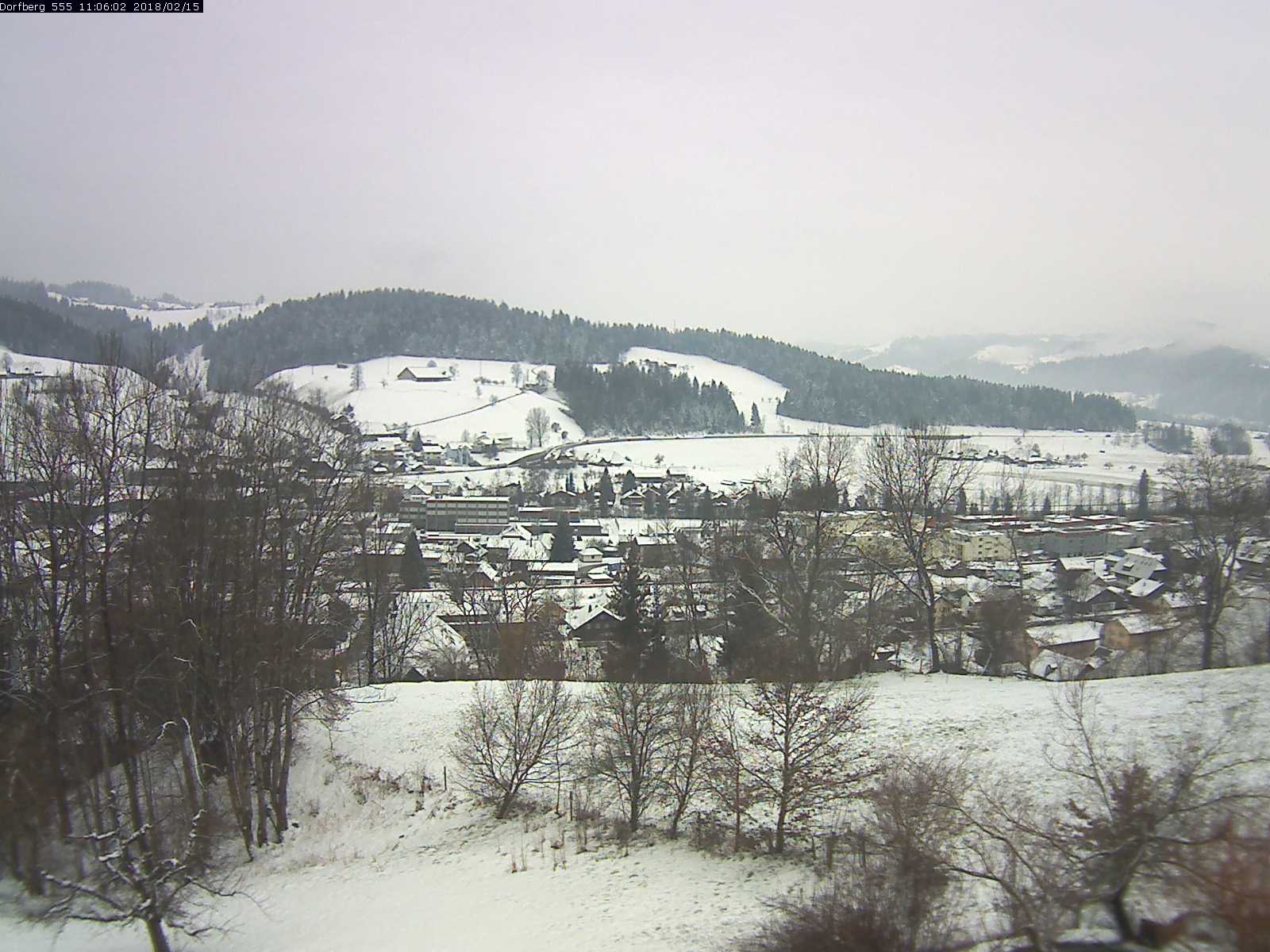 Webcam-Bild: Aussicht vom Dorfberg in Langnau 20180215-110601