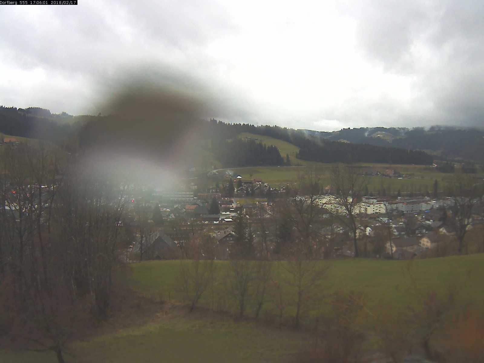 Webcam-Bild: Aussicht vom Dorfberg in Langnau 20180217-170601