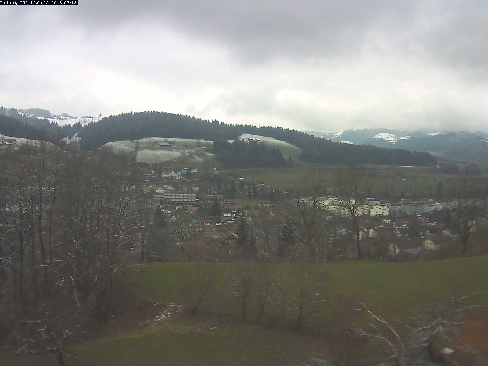 Webcam-Bild: Aussicht vom Dorfberg in Langnau 20180218-120601
