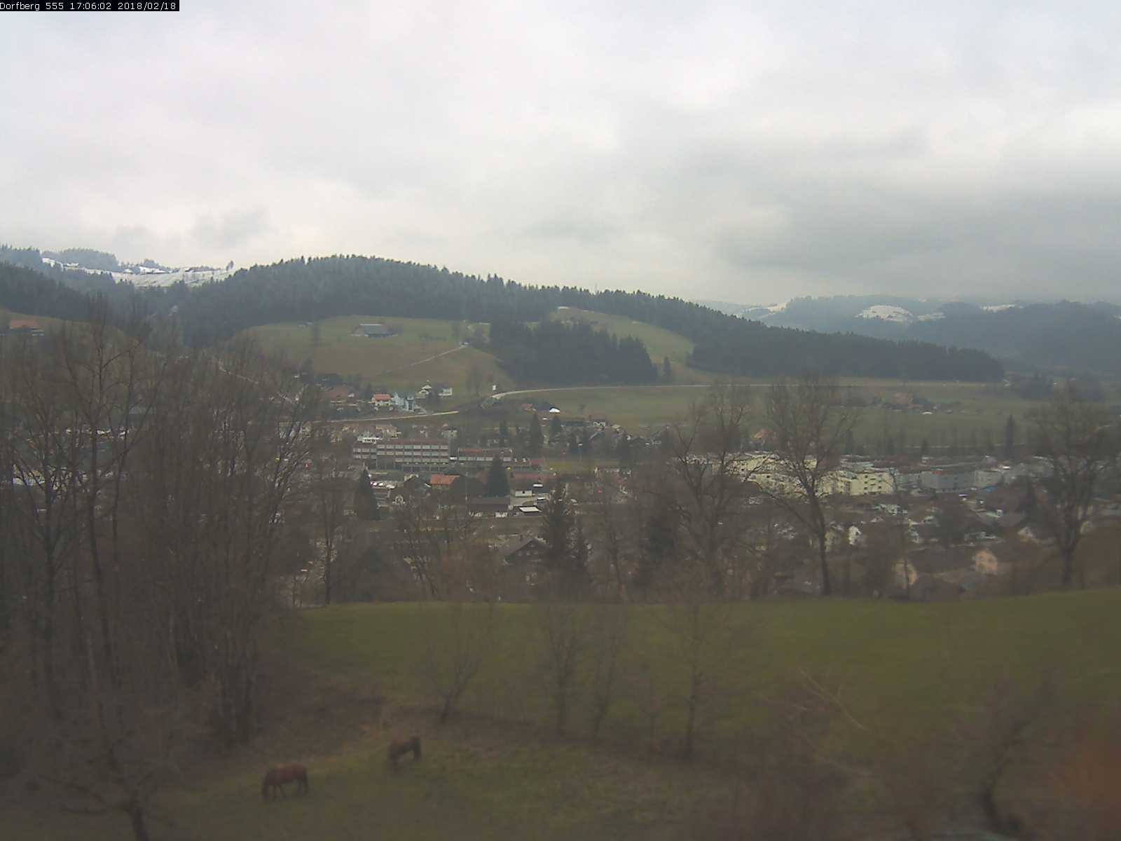 Webcam-Bild: Aussicht vom Dorfberg in Langnau 20180218-170601