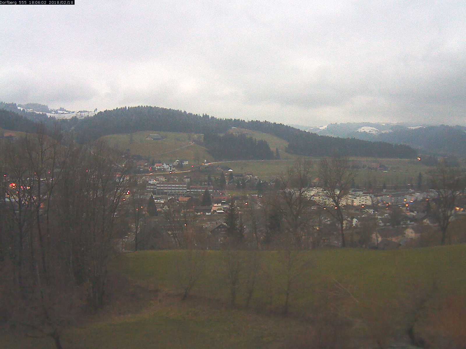 Webcam-Bild: Aussicht vom Dorfberg in Langnau 20180218-180601