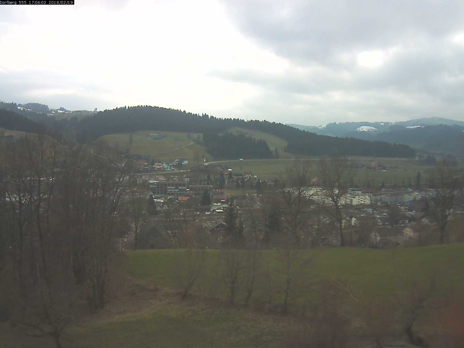 Webcam-Bild: Aussicht vom Dorfberg in Langnau 20180219-170601