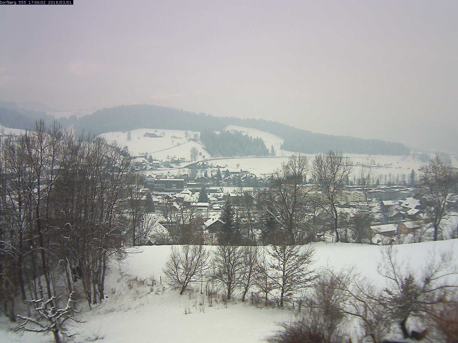Webcam-Bild: Aussicht vom Dorfberg in Langnau 20180301-170601