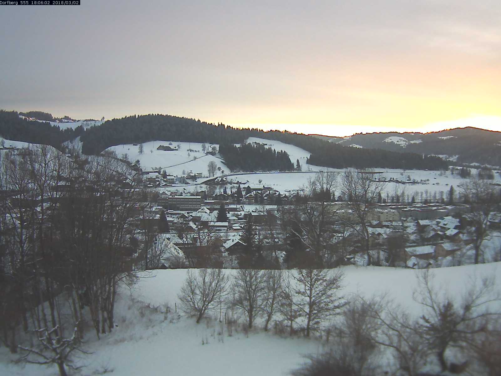 Webcam-Bild: Aussicht vom Dorfberg in Langnau 20180302-180601