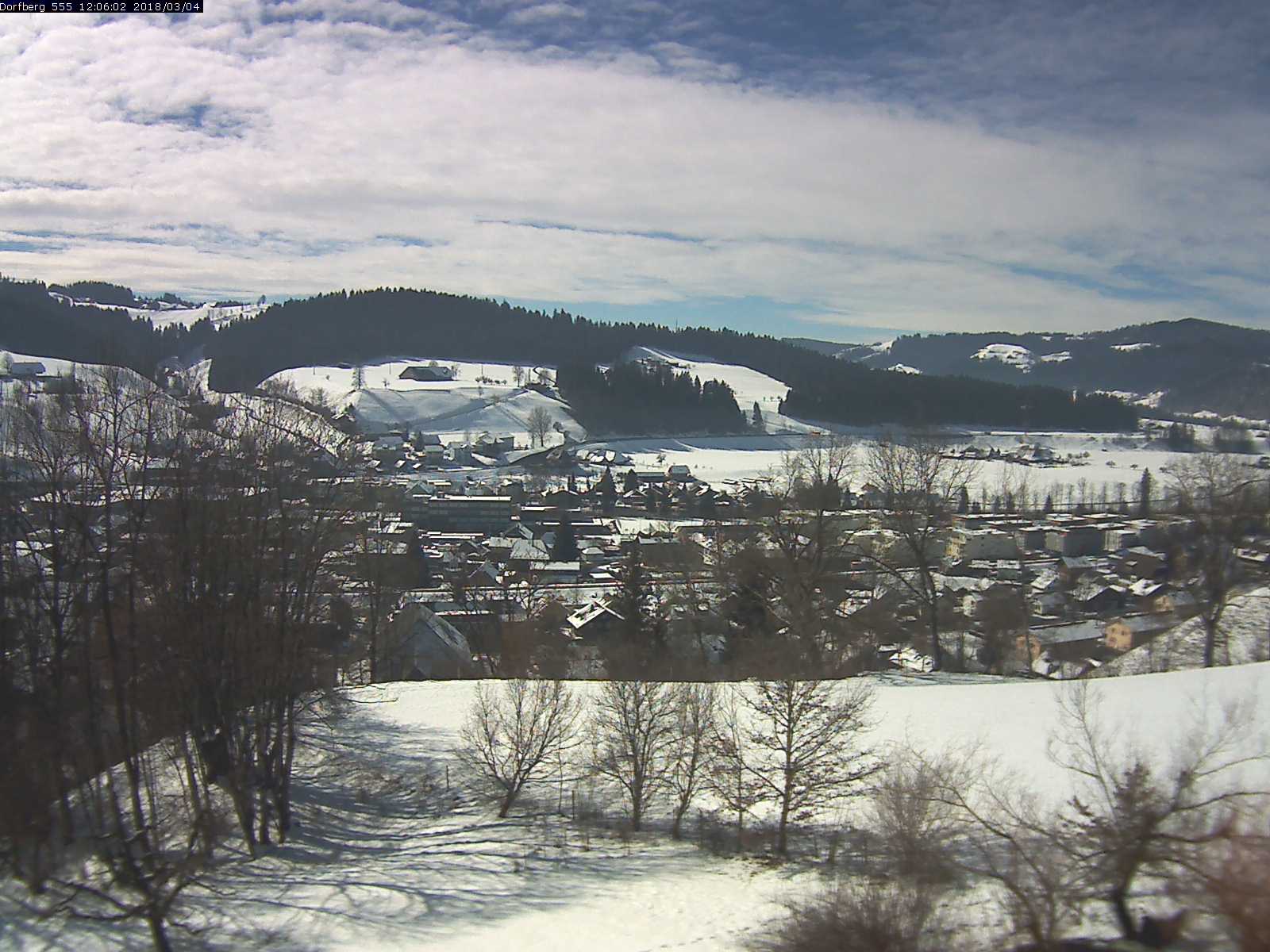 Webcam-Bild: Aussicht vom Dorfberg in Langnau 20180304-120601