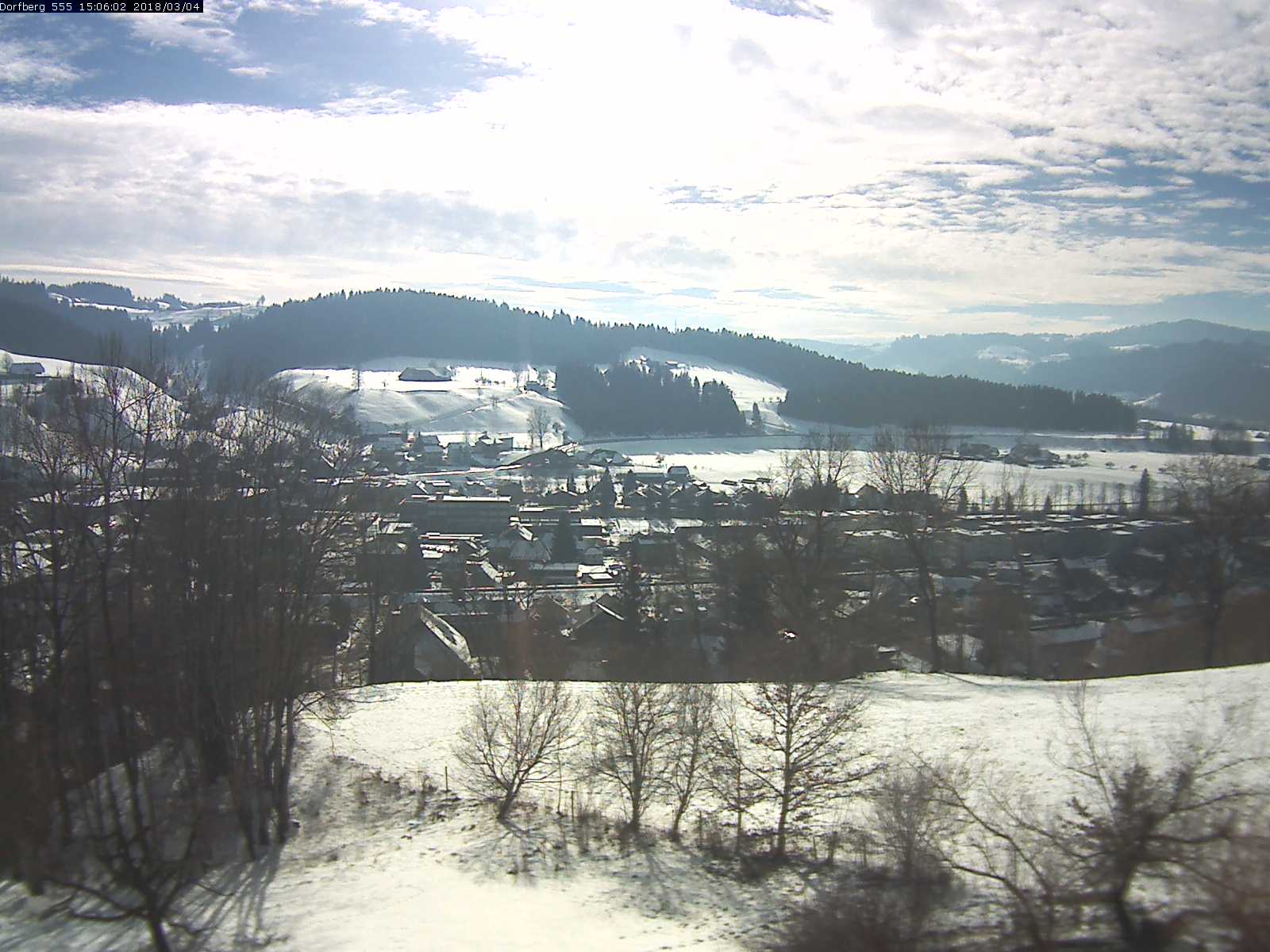 Webcam-Bild: Aussicht vom Dorfberg in Langnau 20180304-150601