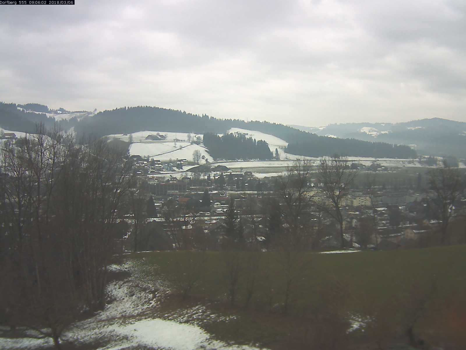 Webcam-Bild: Aussicht vom Dorfberg in Langnau 20180306-090601
