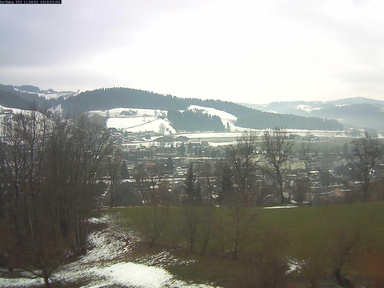 Webcam-Bild: Aussicht vom Dorfberg in Langnau 20180306-110601
