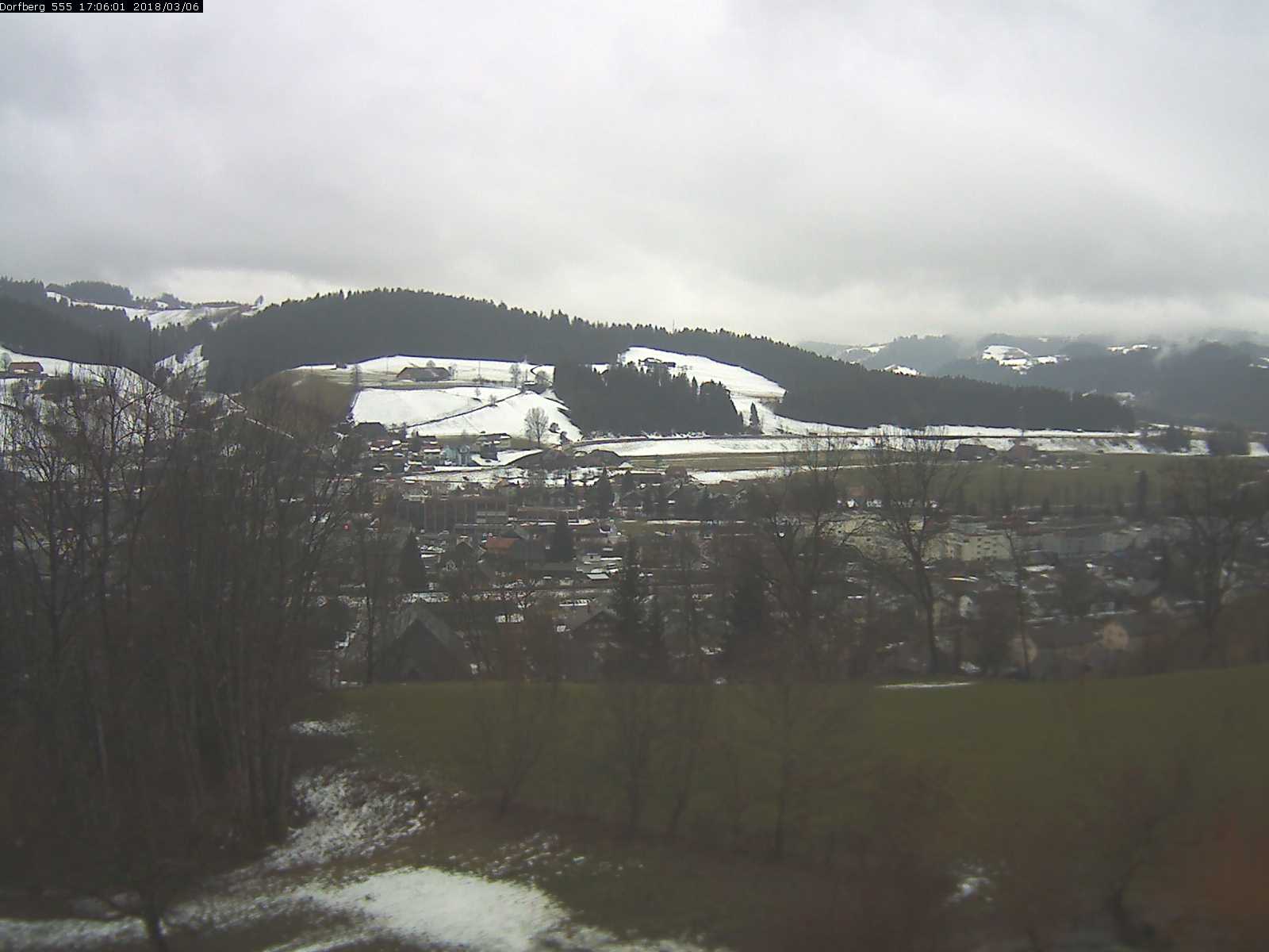 Webcam-Bild: Aussicht vom Dorfberg in Langnau 20180306-170601