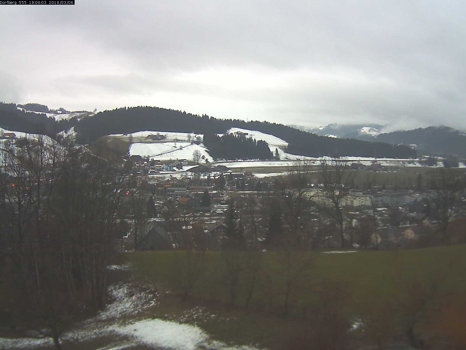 Webcam-Bild: Aussicht vom Dorfberg in Langnau 20180306-180601