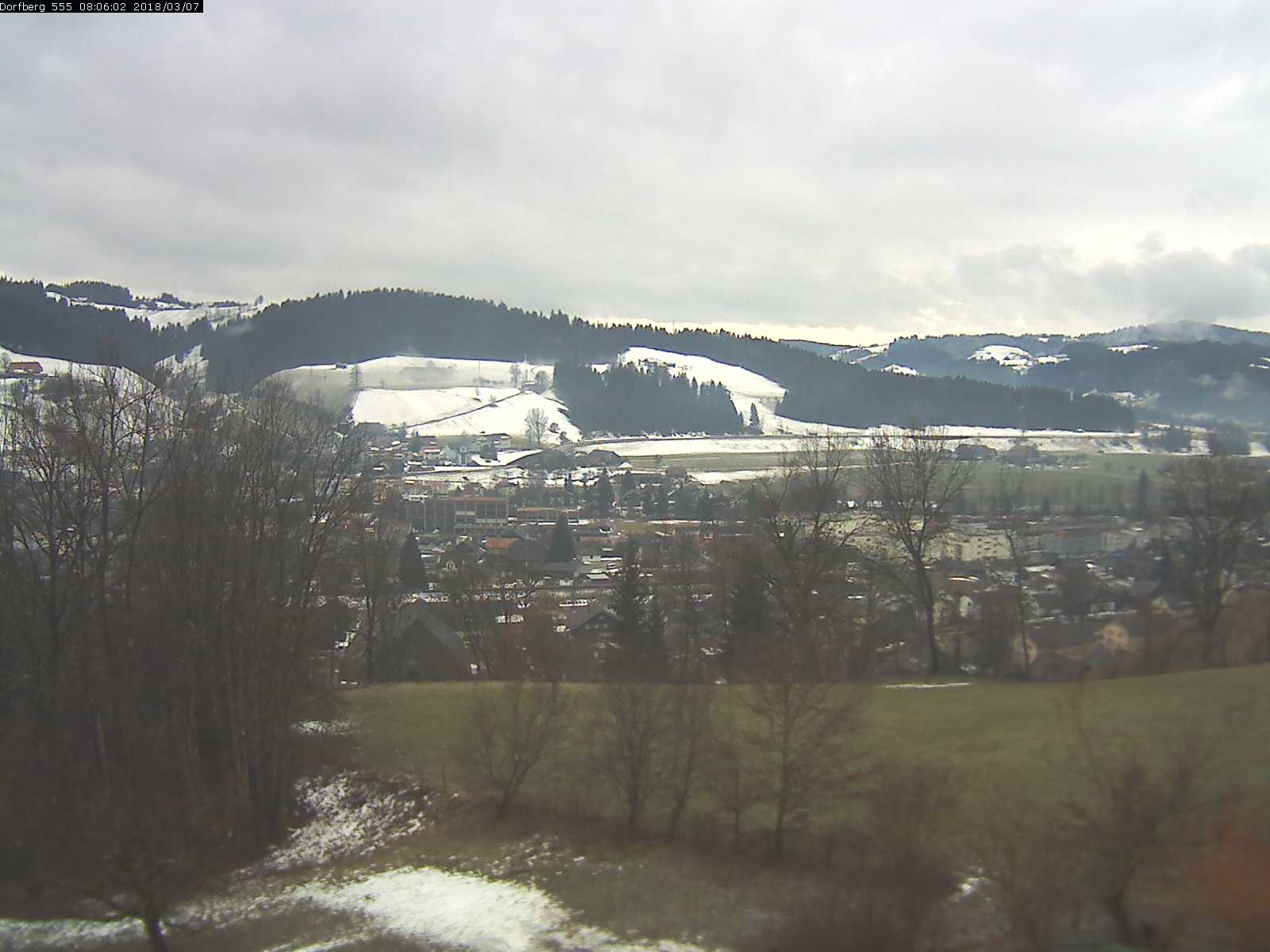 Webcam-Bild: Aussicht vom Dorfberg in Langnau 20180307-080601