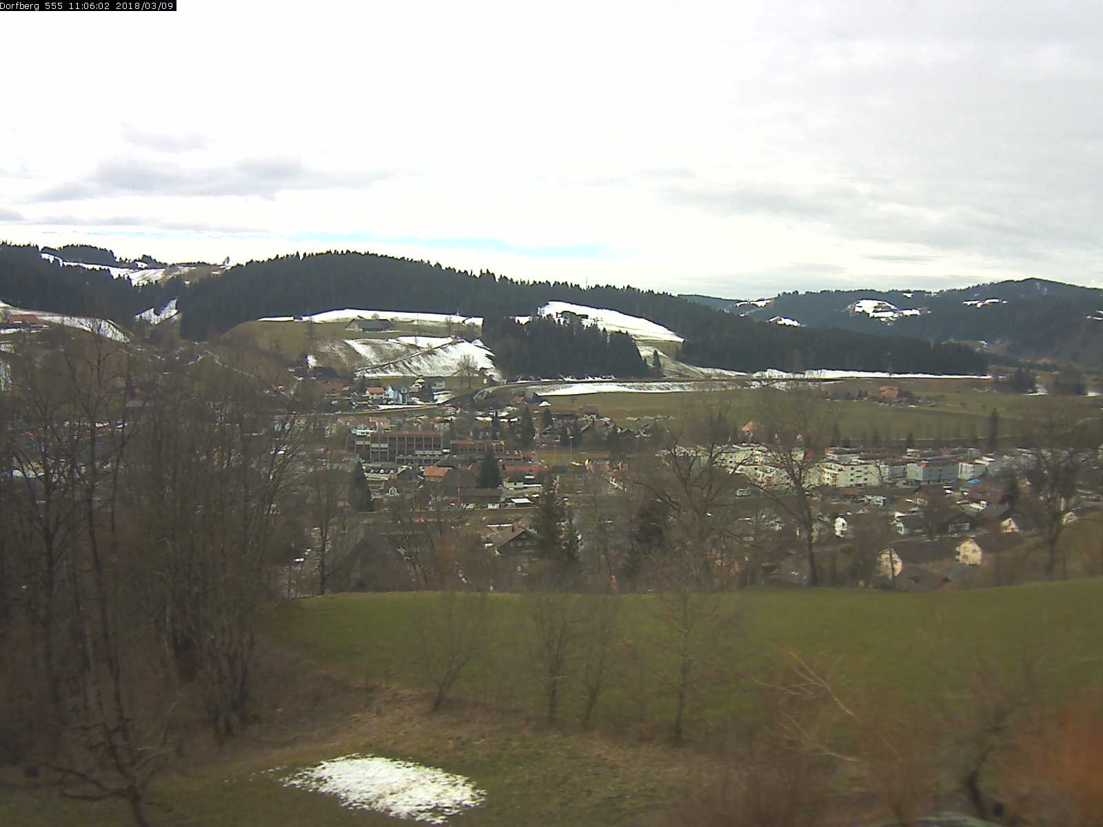 Webcam-Bild: Aussicht vom Dorfberg in Langnau 20180309-110601