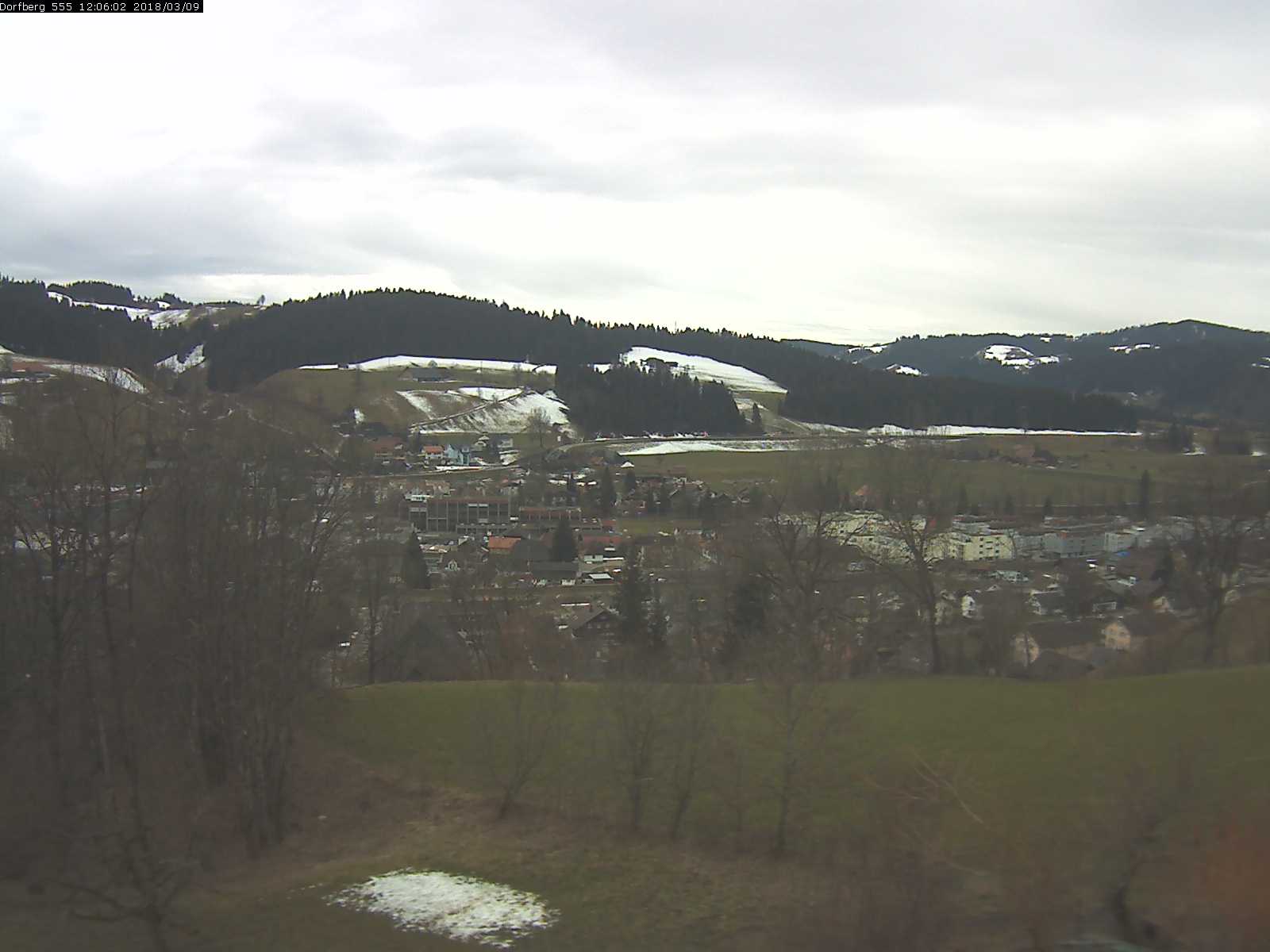 Webcam-Bild: Aussicht vom Dorfberg in Langnau 20180309-120601