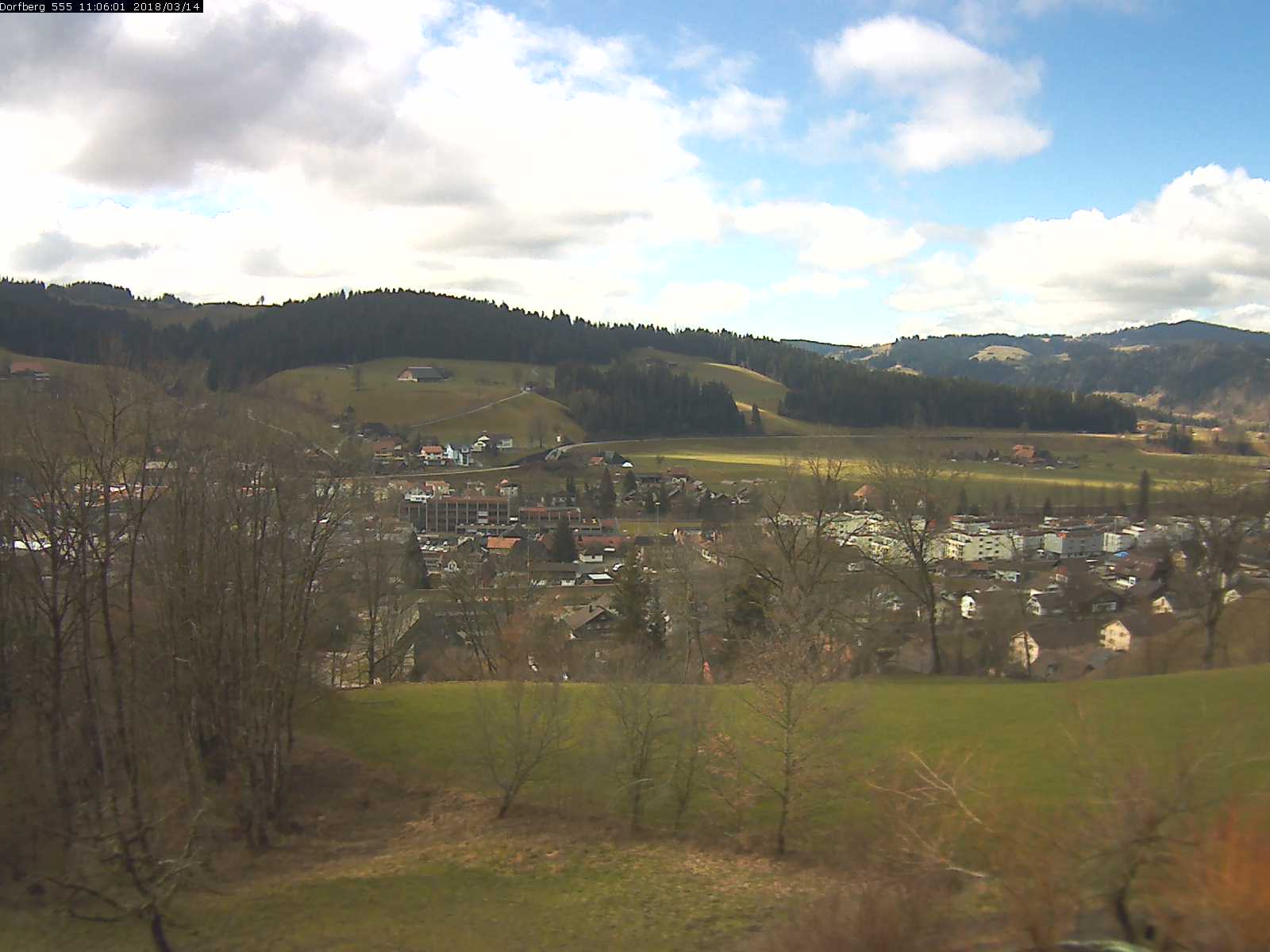 Webcam-Bild: Aussicht vom Dorfberg in Langnau 20180314-110601