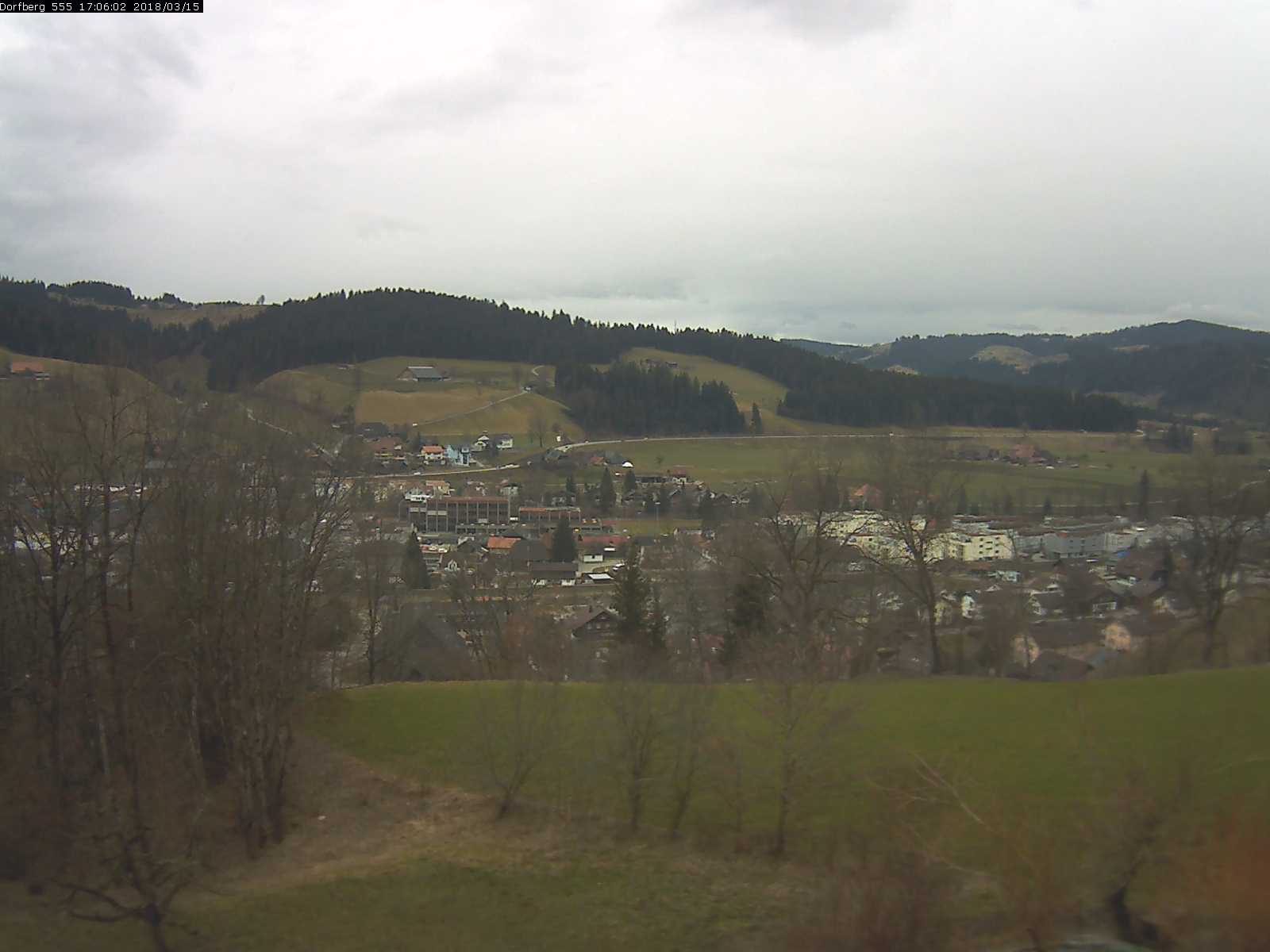 Webcam-Bild: Aussicht vom Dorfberg in Langnau 20180315-170601