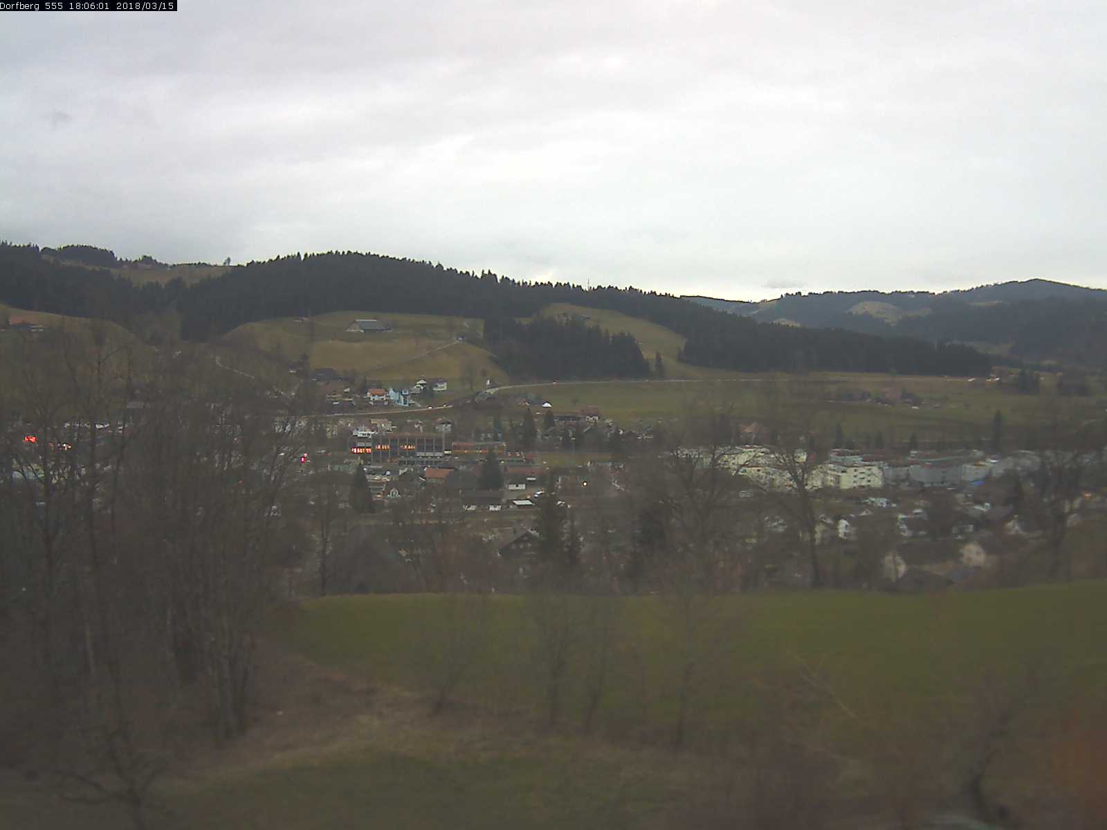 Webcam-Bild: Aussicht vom Dorfberg in Langnau 20180315-180601