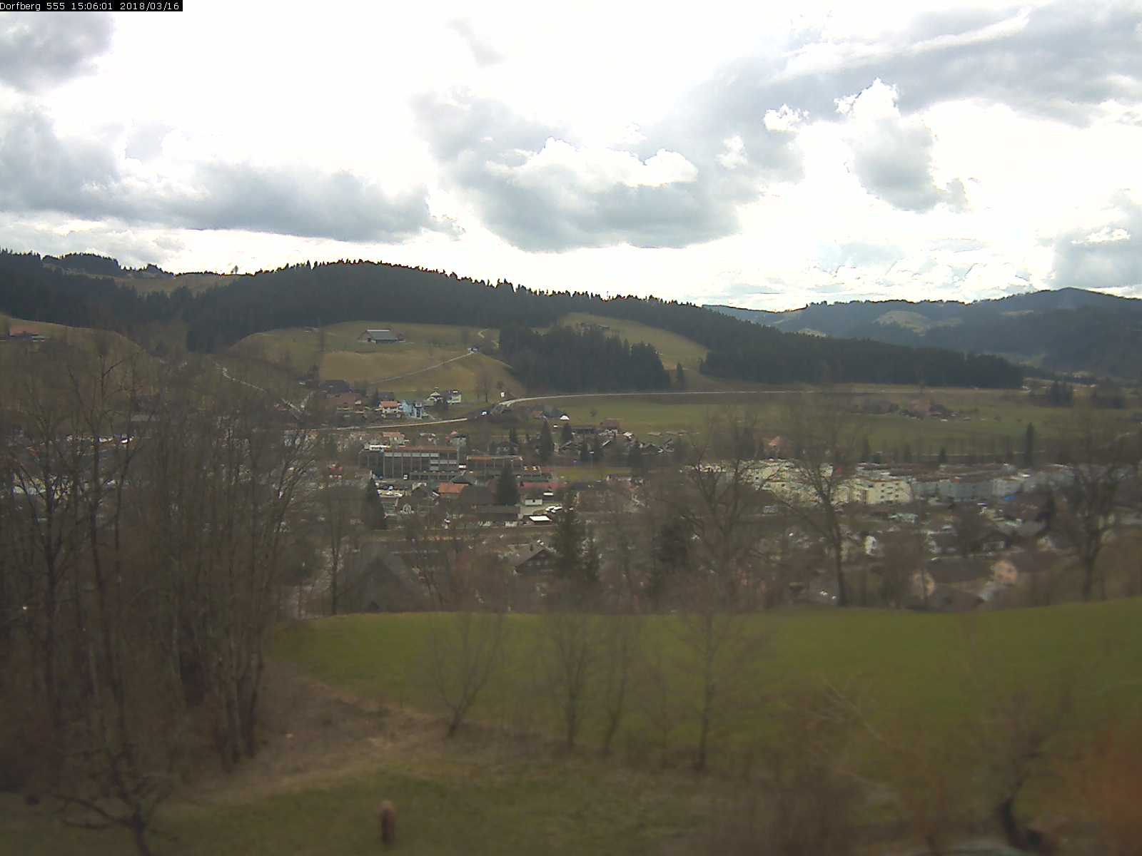 Webcam-Bild: Aussicht vom Dorfberg in Langnau 20180316-150601