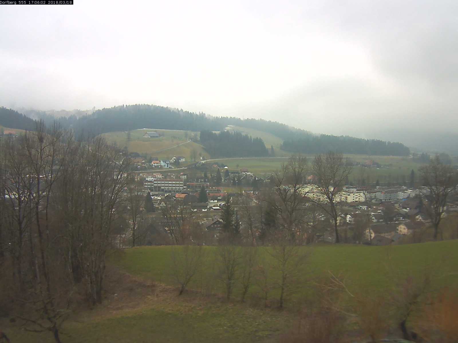 Webcam-Bild: Aussicht vom Dorfberg in Langnau 20180318-170601