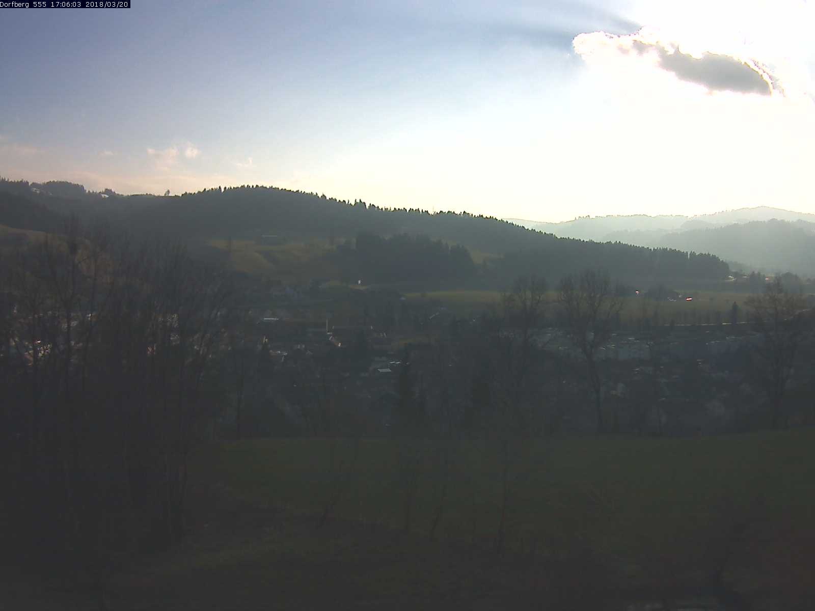 Webcam-Bild: Aussicht vom Dorfberg in Langnau 20180320-170601