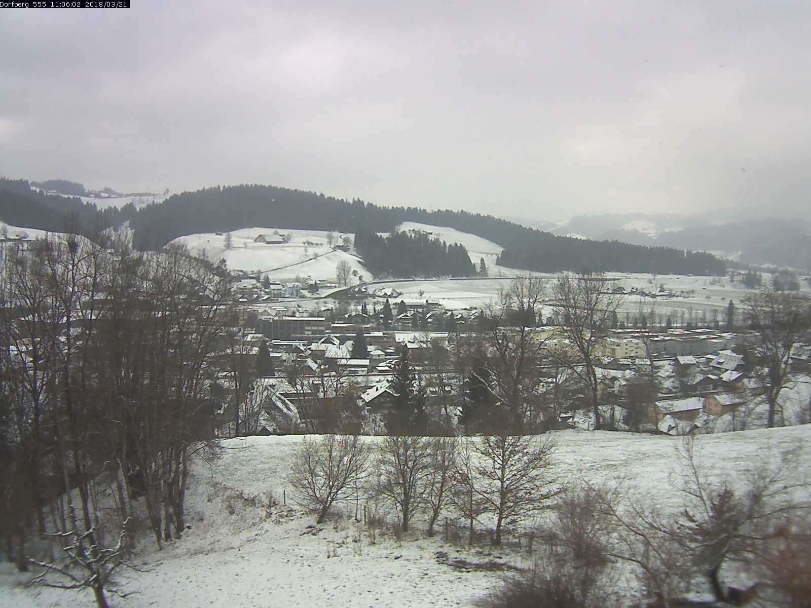 Webcam-Bild: Aussicht vom Dorfberg in Langnau 20180321-110601