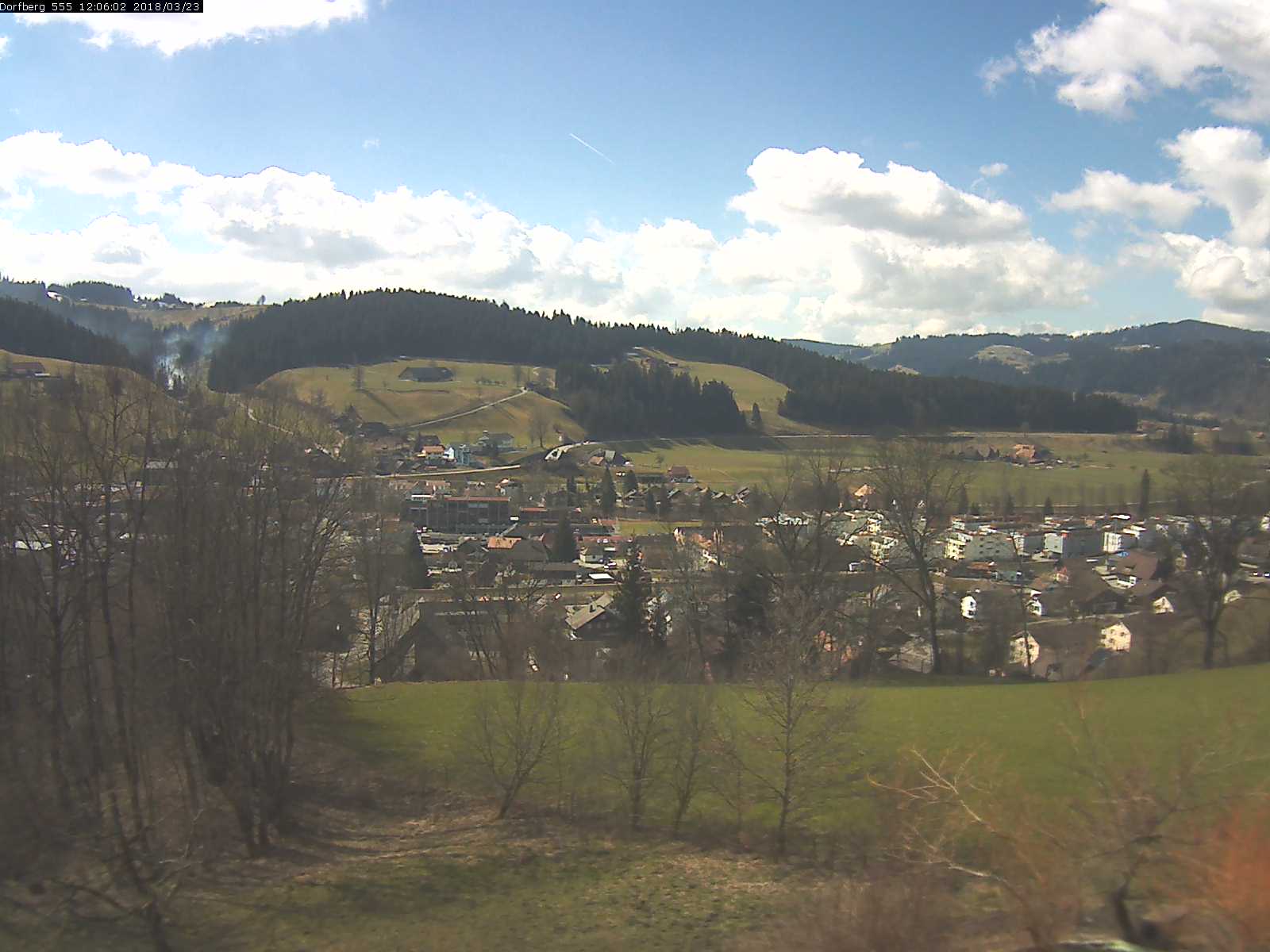 Webcam-Bild: Aussicht vom Dorfberg in Langnau 20180323-120601