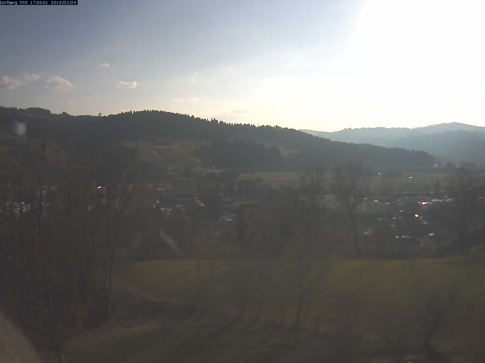 Webcam-Bild: Aussicht vom Dorfberg in Langnau 20180324-170601