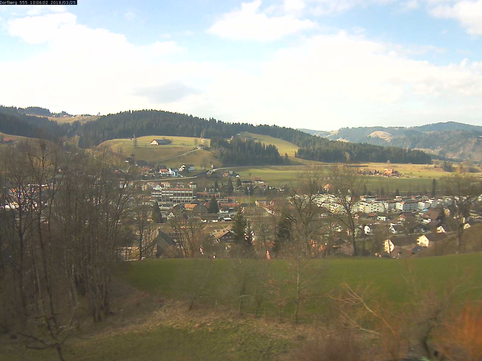 Webcam-Bild: Aussicht vom Dorfberg in Langnau 20180325-100601