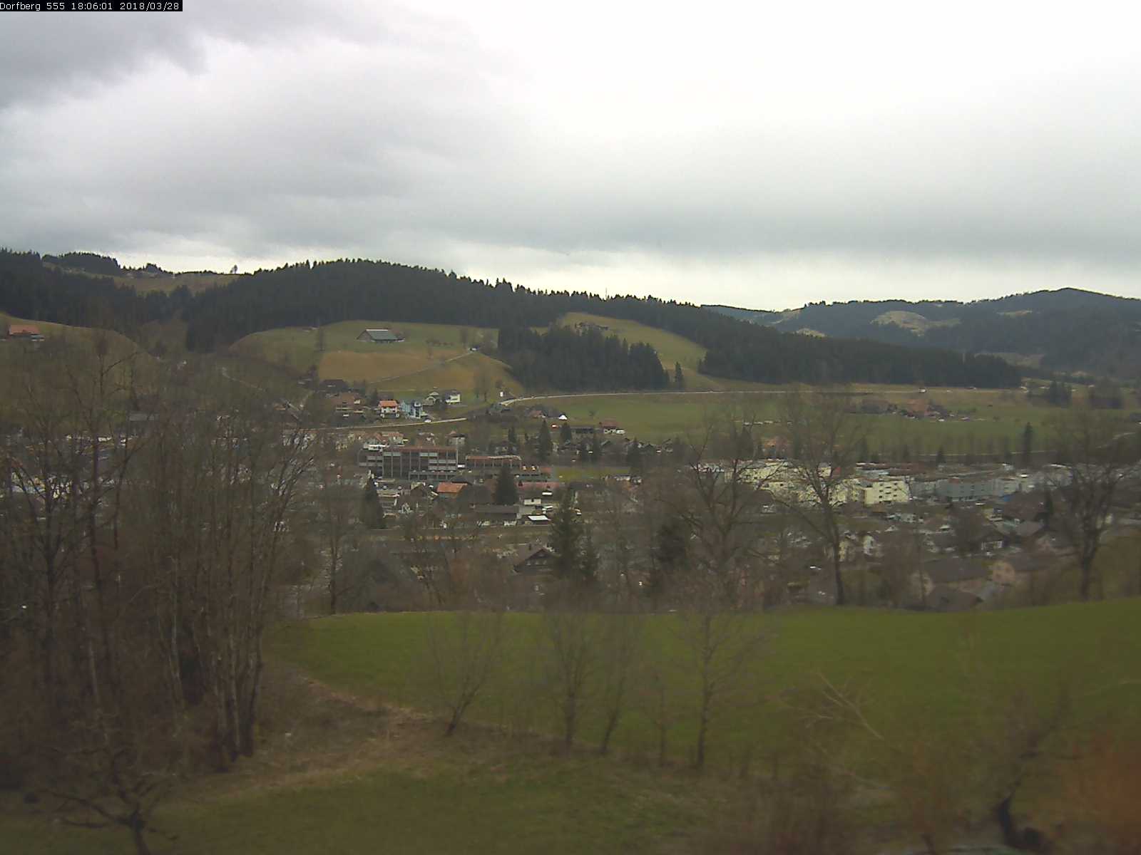Webcam-Bild: Aussicht vom Dorfberg in Langnau 20180328-180601
