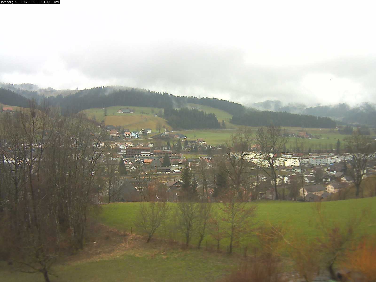 Webcam-Bild: Aussicht vom Dorfberg in Langnau 20180329-170601