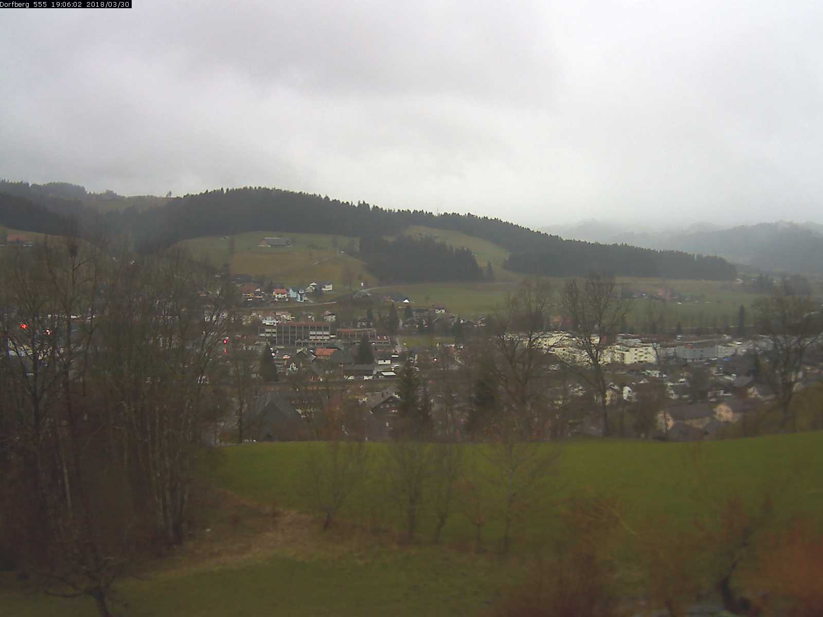 Webcam-Bild: Aussicht vom Dorfberg in Langnau 20180330-190601