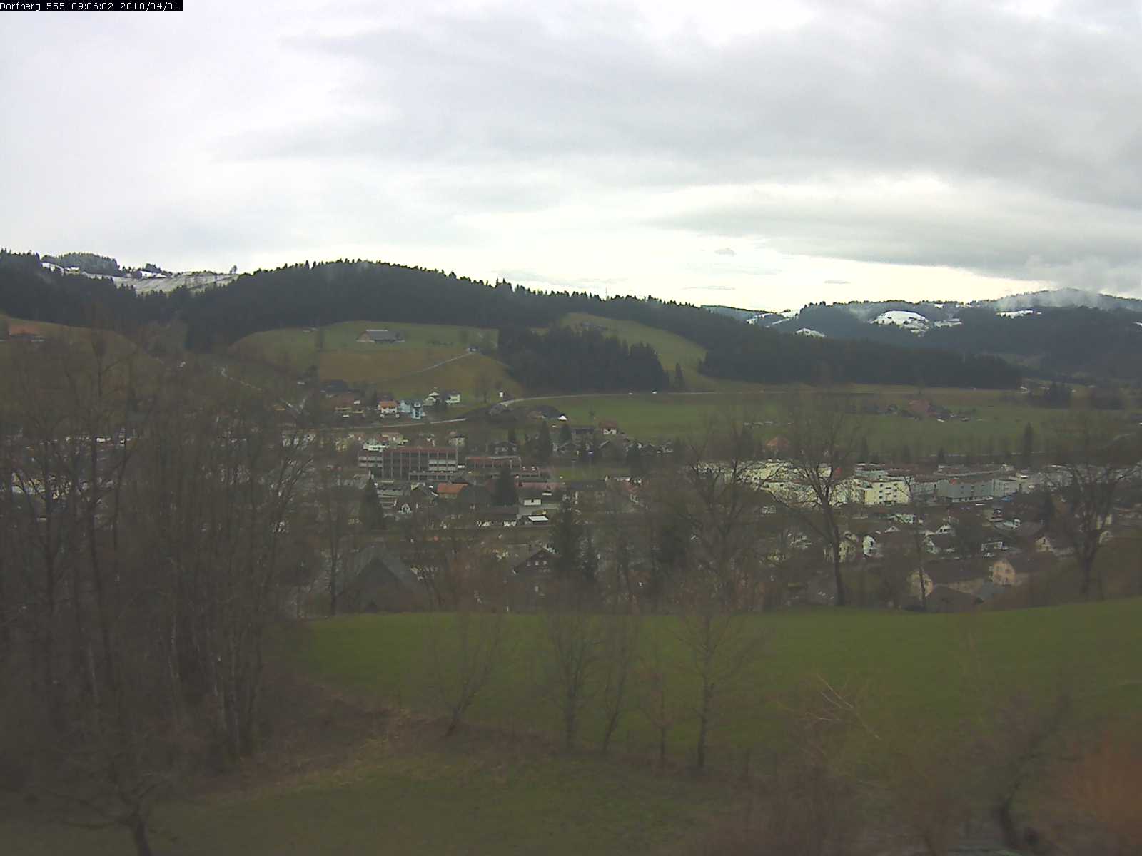 Webcam-Bild: Aussicht vom Dorfberg in Langnau 20180401-090601