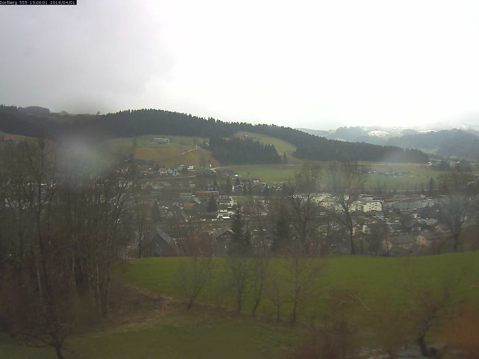 Webcam-Bild: Aussicht vom Dorfberg in Langnau 20180401-150601