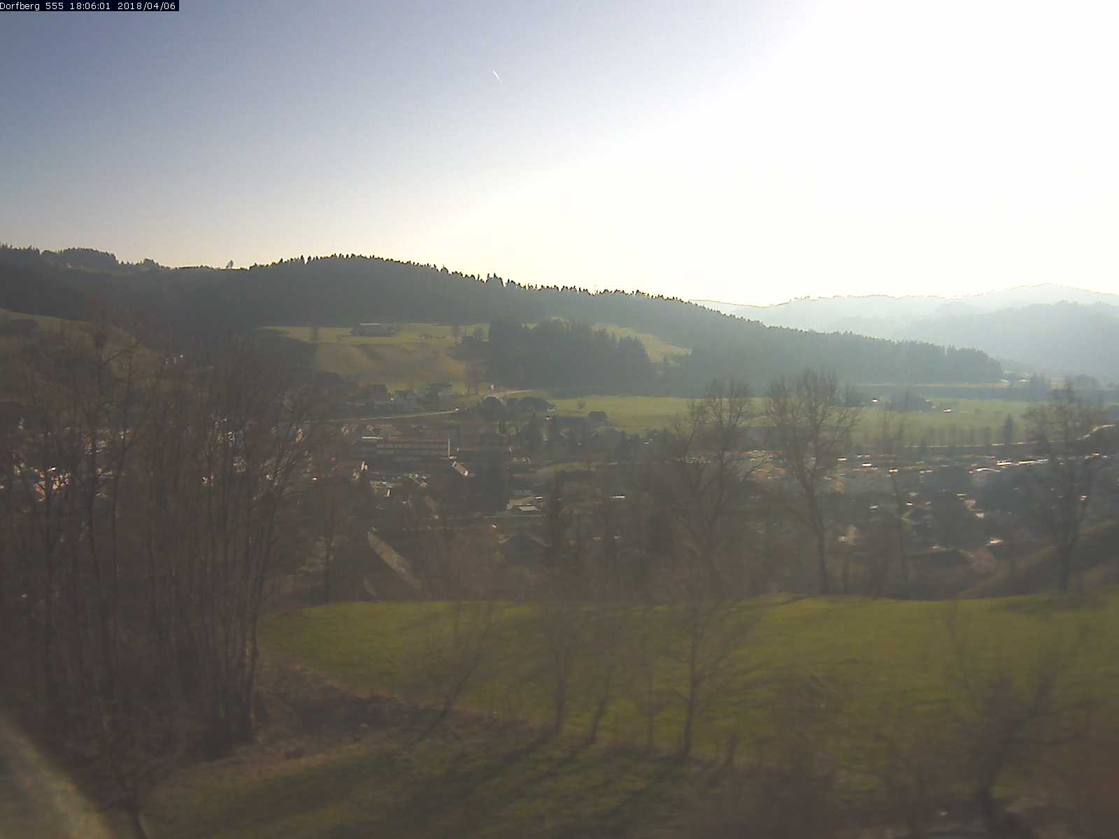Webcam-Bild: Aussicht vom Dorfberg in Langnau 20180406-180601
