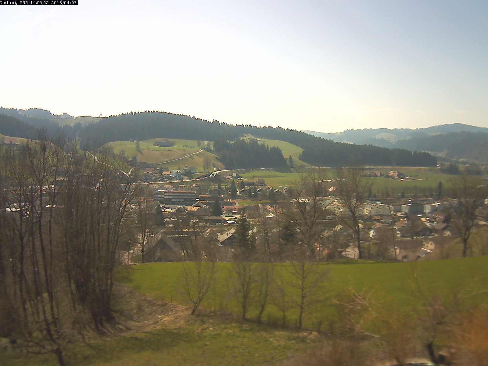 Webcam-Bild: Aussicht vom Dorfberg in Langnau 20180407-140601