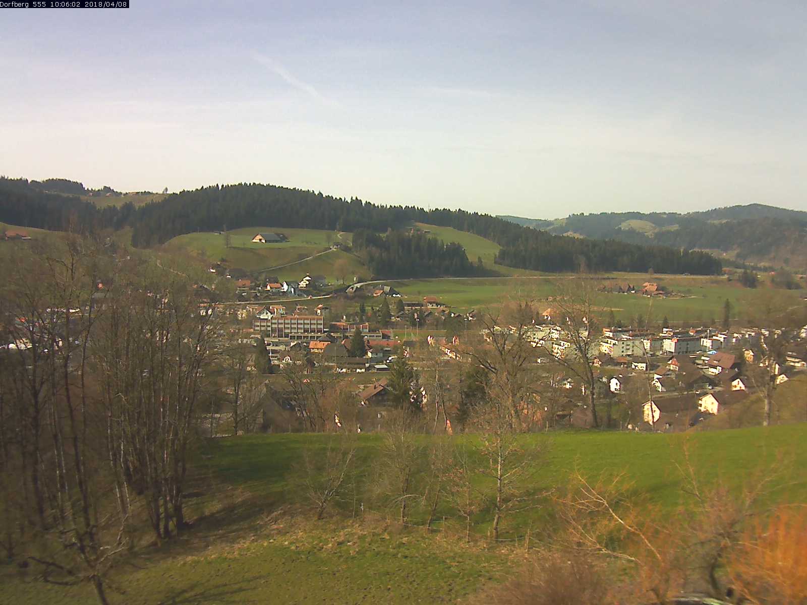 Webcam-Bild: Aussicht vom Dorfberg in Langnau 20180408-100601