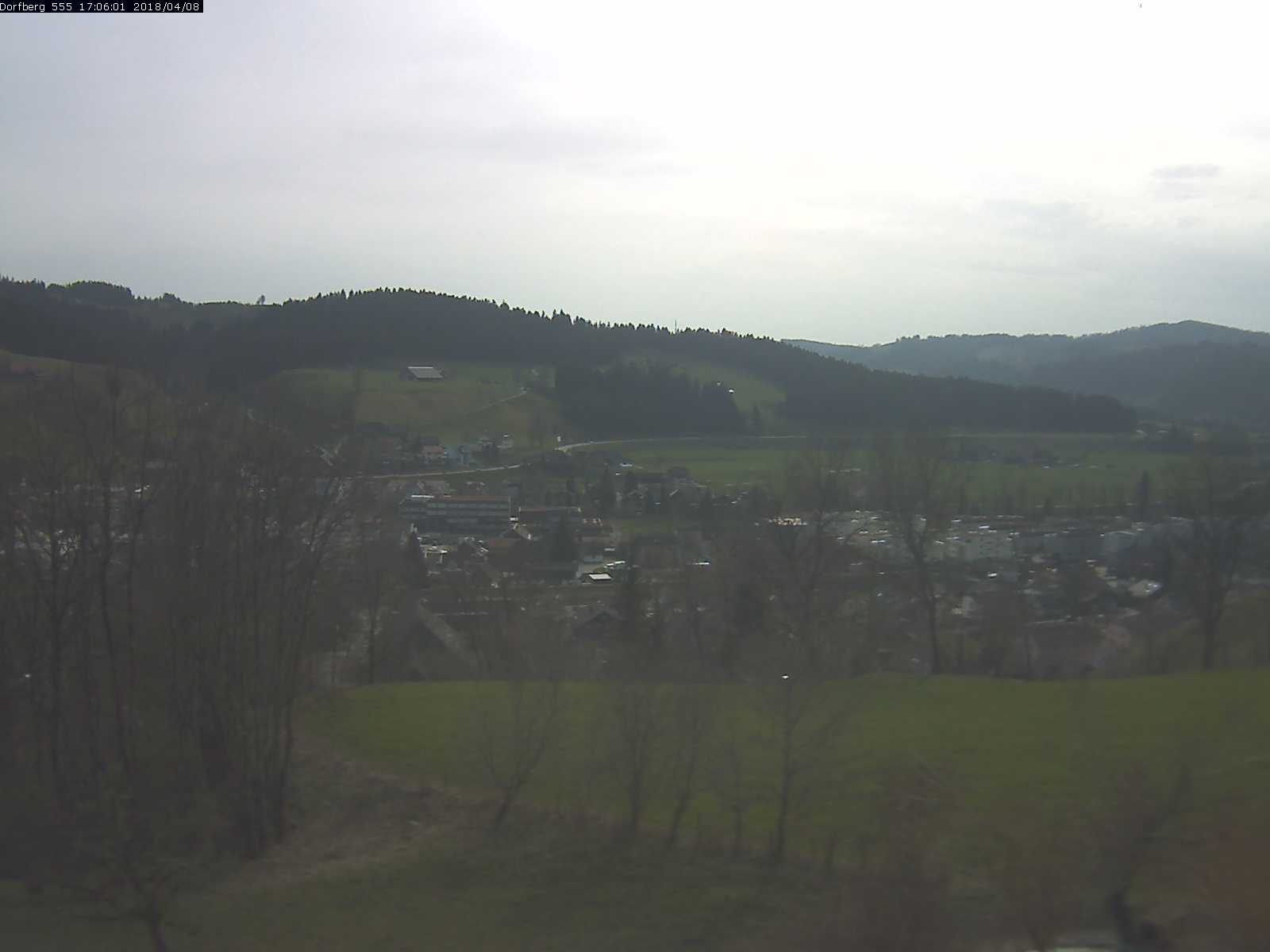 Webcam-Bild: Aussicht vom Dorfberg in Langnau 20180408-170601