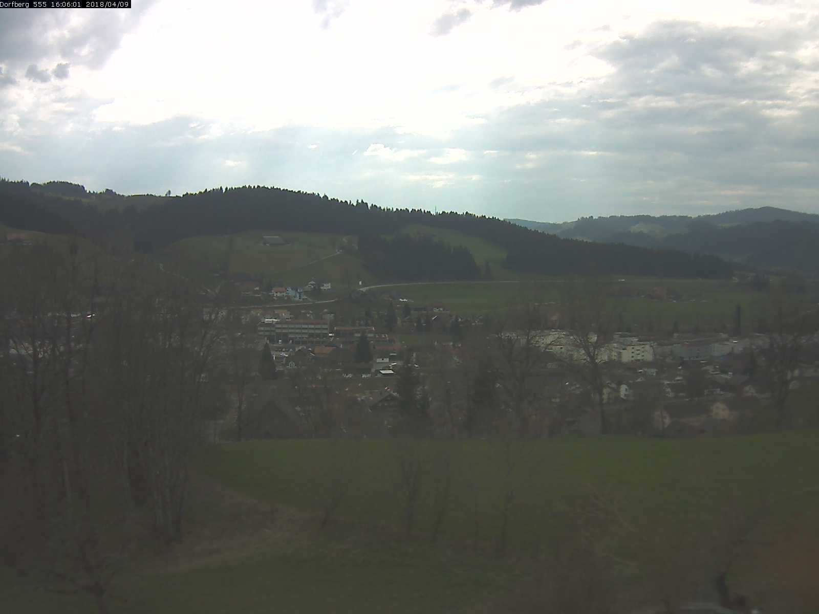 Webcam-Bild: Aussicht vom Dorfberg in Langnau 20180409-160601