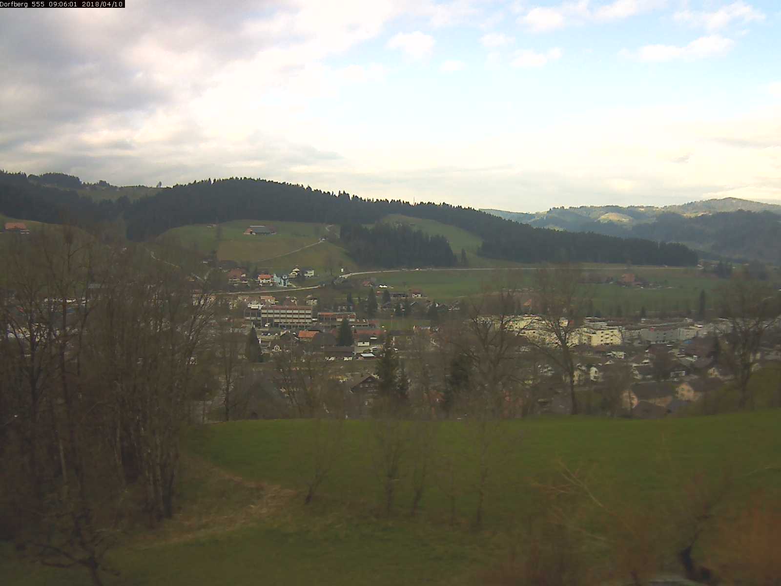 Webcam-Bild: Aussicht vom Dorfberg in Langnau 20180410-090601