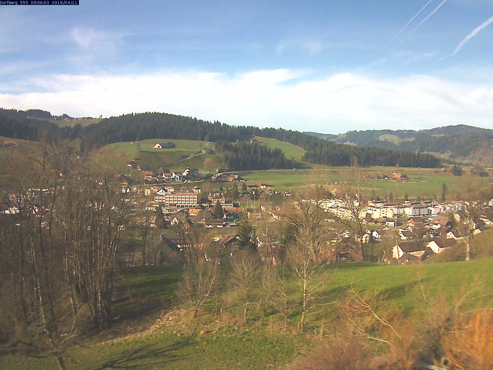 Webcam-Bild: Aussicht vom Dorfberg in Langnau 20180411-090601