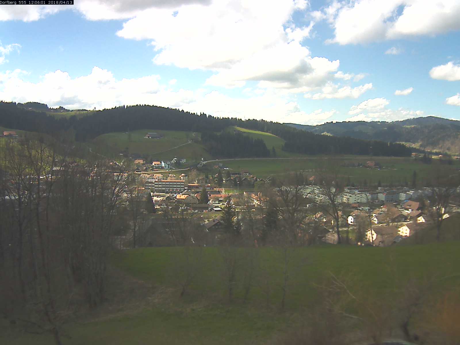 Webcam-Bild: Aussicht vom Dorfberg in Langnau 20180413-120601