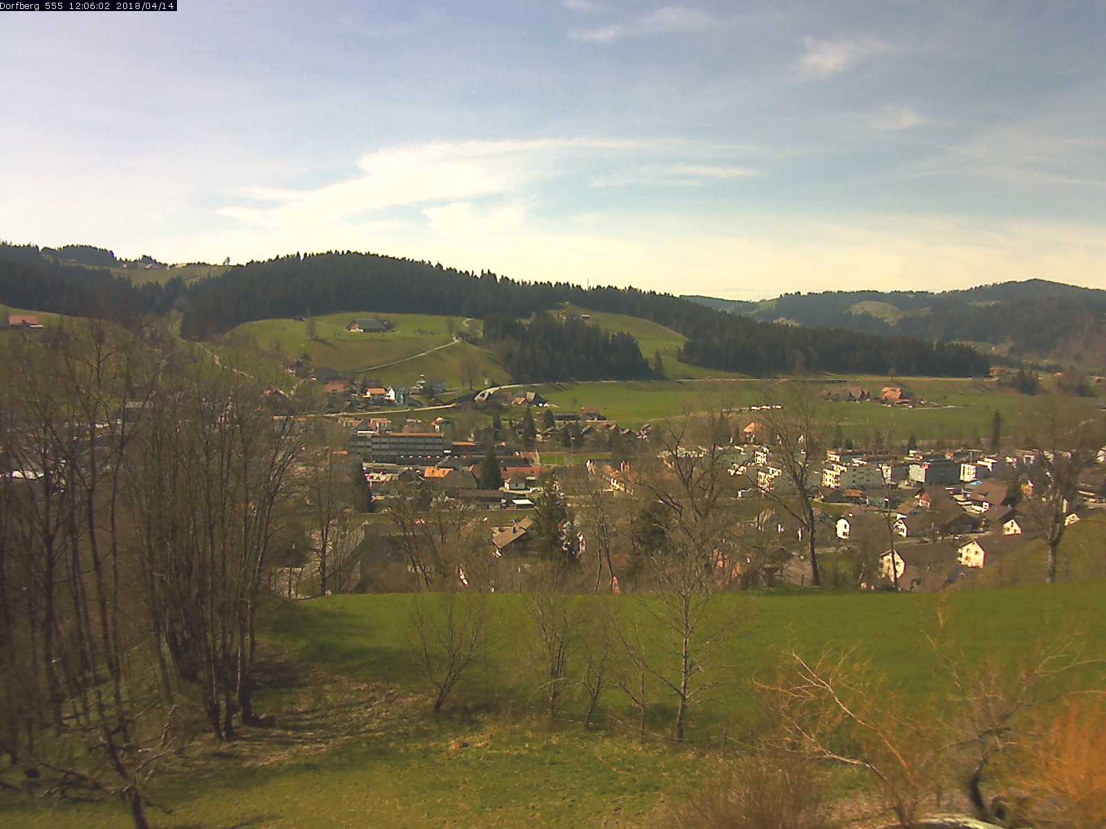 Webcam-Bild: Aussicht vom Dorfberg in Langnau 20180414-120601